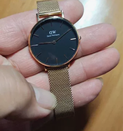 时尚手表，DW手表，丹尼尔惠灵顿，没戴几次...