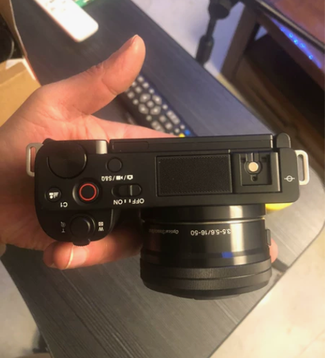 神器索尼ZVE-10 套机，带镜头16-5...