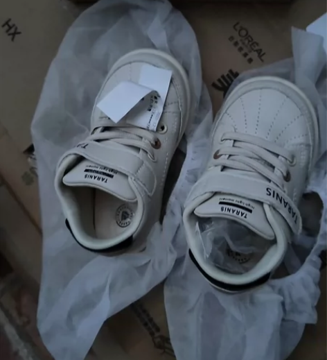 泰兰尼斯宝宝学步鞋春秋儿童鞋软底防滑小白鞋...