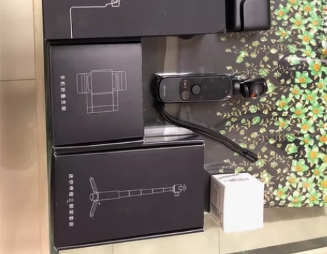 橙影智能摄影机9.99新，买来没用过 感兴...