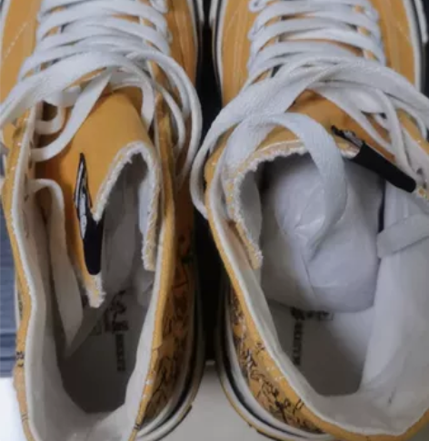 李宁正品帆布鞋，基本全新，38码，超低价出...