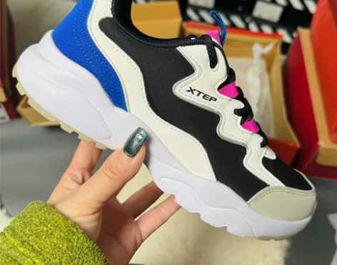 XTEP特步休闲鞋系列运动鞋旅游鞋，全新未...