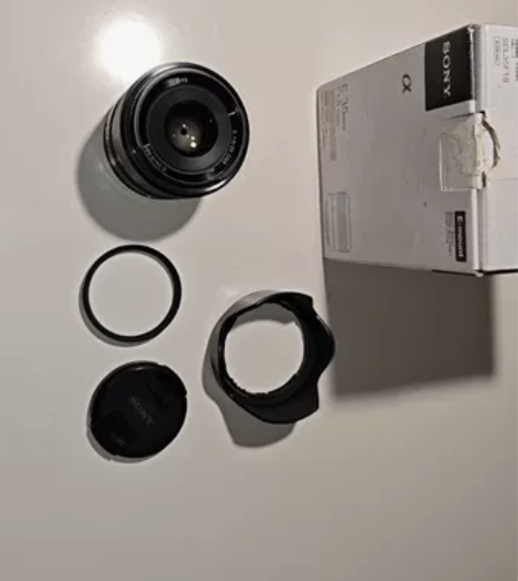 索尼E351.8OSS半幅镜头（注意是半幅...