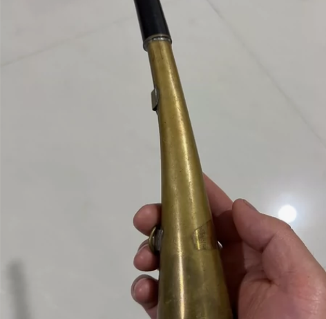 小铜号，品如图，长20厘米，声音洪亮，有喜...