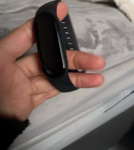 小米手环6标准版 带了几次 就闲置了 很新...