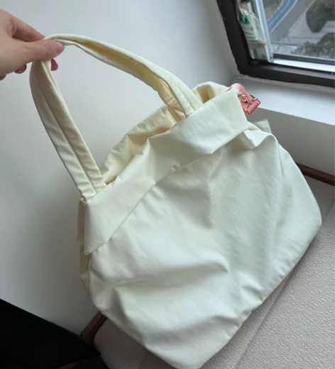 全新实拍瑜伽包 fila包包。没有用过。现...