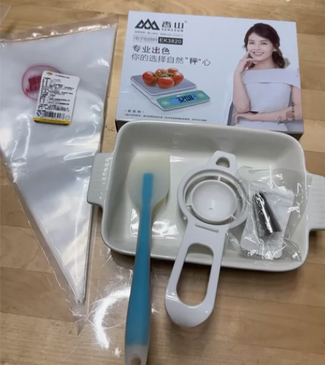 烘培工具 打包出 含一个电子秤、一个烤盘、...