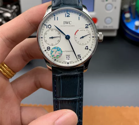 自己的万国男表，男士全自动机械手表，外观无...