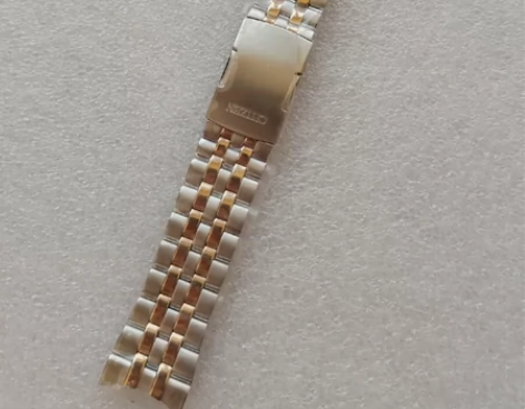 全新实心钢带，弧口23毫米，长度大概18厘...