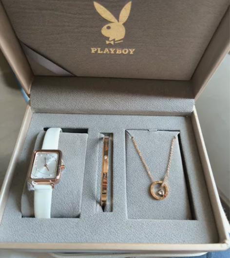 playboy情人节礼物小绿表正品牌石英手...