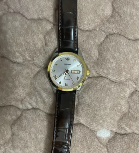 欧品客手表，就戴过几次，现在不想要了[偷笑...