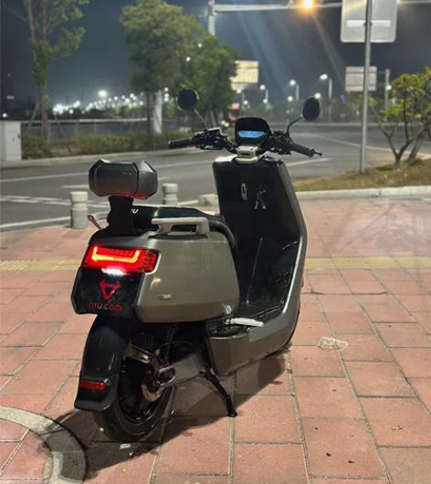 出个人自用小牛 车况精品 app电子证件可...