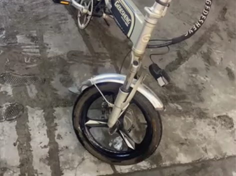 正步.哥得圣电动车，折叠电动车，原价340...