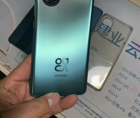 华为nova 8智能手机8+128G.买的...