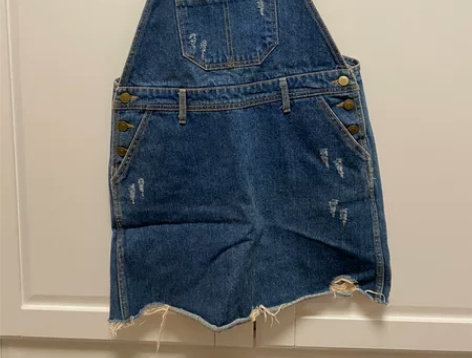 百搭显瘦牛仔背带裙特价转 真的超级好看显瘦...