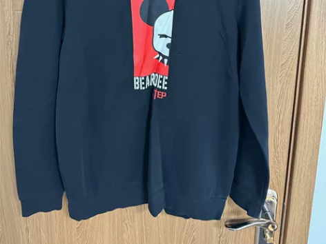 特步连帽卫衣,穿过两三次,几乎全新,170...