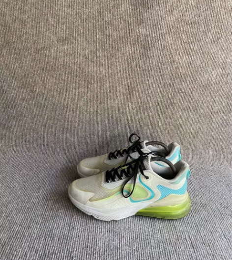 特步男鞋40码半掌气垫跑步鞋 正品保证耐穿...