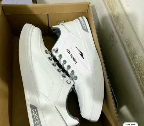 鸿星尔克正品男鞋2023新款透气运动休闲防...