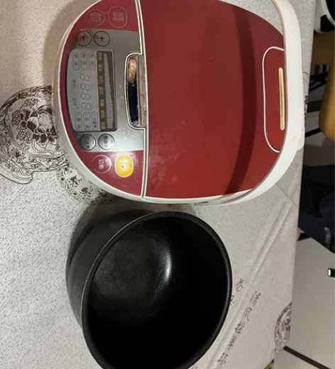 苏泊尔多功能电饭煲5.0L 容量 功能完好...