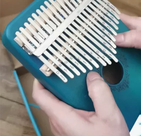 转卖一个卡林巴琴拇指琴17音，95成新，相...