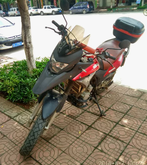 鑫源自由300摩托车。出售闲置的自由300...