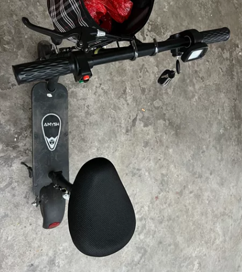 拆叠代步车，折叠后能放小车尾箱，三档、前后...