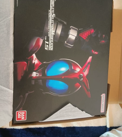 八角尖尖 盒说全带运输，仅拿出来试了一次音...