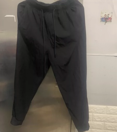 黑色小脚弹力长裤 束脚裤 L码 裤长96臀...