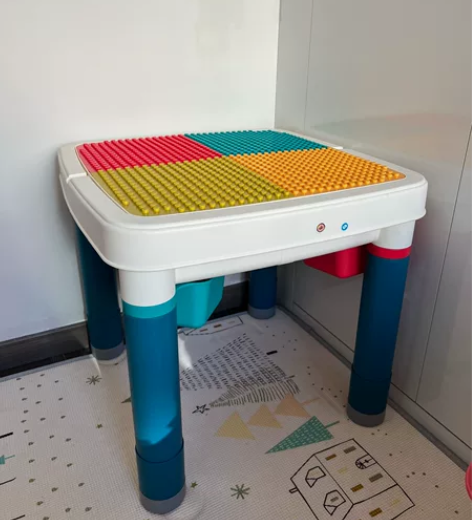 贝恩施积木桌 只有一张积木桌 非全新 新旧...