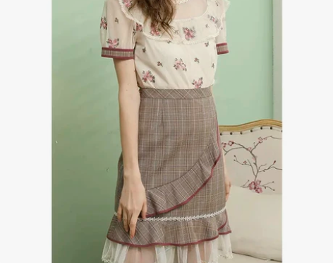 时尚雪纺衫,超有设计感,全新正品,上衣裙子...