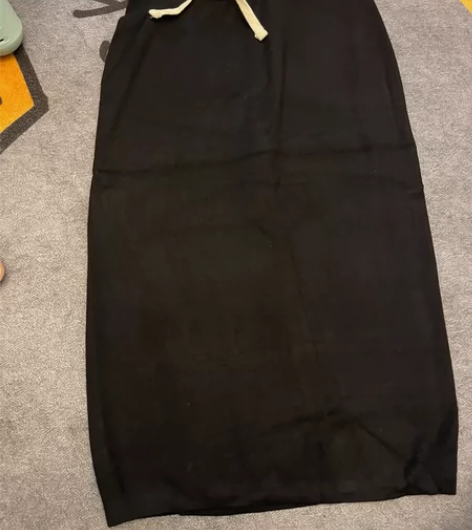 2023秋冬黑色针织一步裙包臀半身裙中长款...