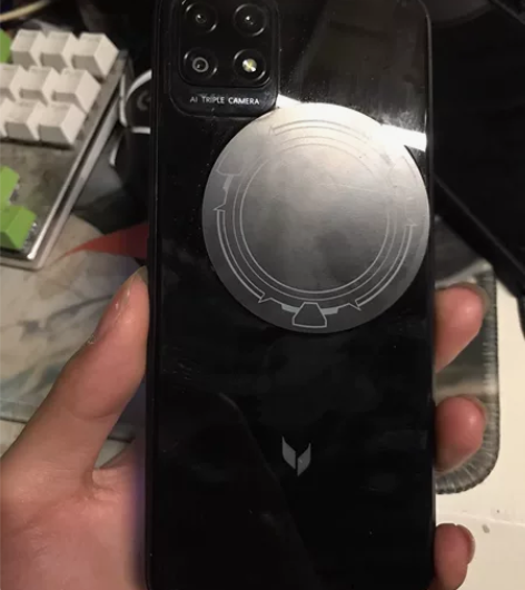 华为麦芒10se 6+128 95新，成色...