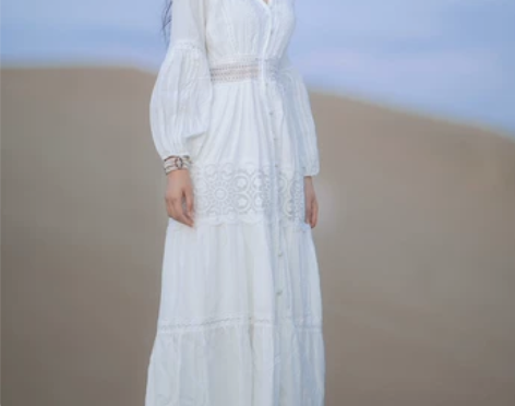 白色旅拍草原沙漠长裙云南西藏旅游度假裙子很...