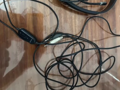 闲置飞利浦耳机 感兴趣的话点“我想要”和我...