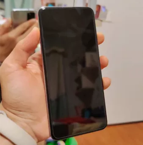 荣耀x10 8+128G内存 银色，成色超...