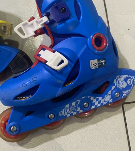 迪卡侬儿童滑冰鞋,旱冰鞋,直排 孩子用了五...