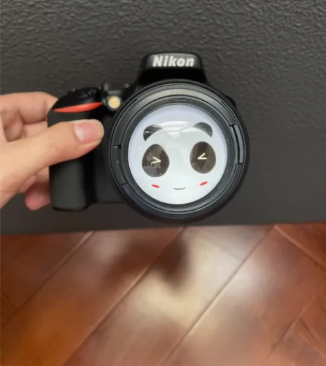 Nikon D3500是一款入门级的单反相...