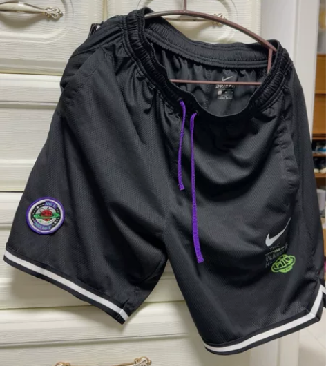 nike篮球短裤 微商购买 m号 上身个位...