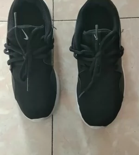 运动鞋，男 感兴趣的话点“我想要”和我私聊...