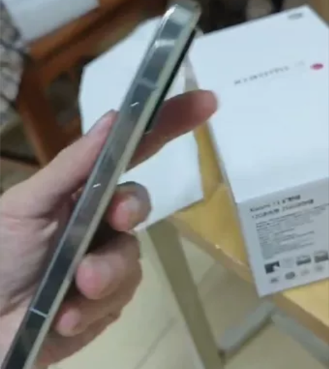 小米13旷野绿  12+256 无拆修 换...