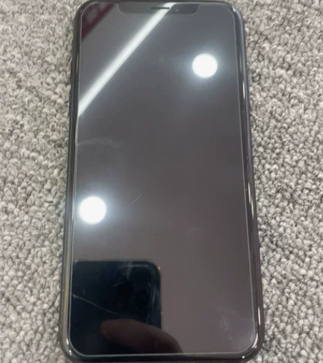 自己使用的国行苹果xr黑色 64g 全原9...