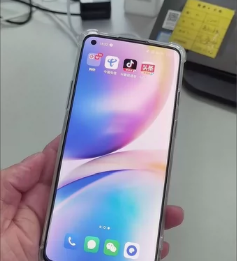 1+8 12+256定位八五成新不接受砍价...