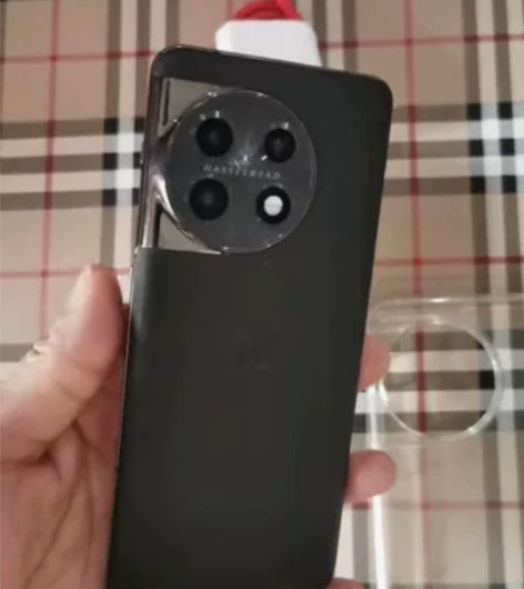 一加11，黑色，16+256内存，99新 ...