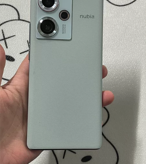 努比亚Z50 绿色 国行5g 8+128g...