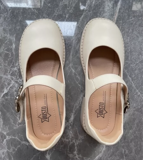 大东玛丽珍小皮鞋女春秋新款米白色复古日系法...