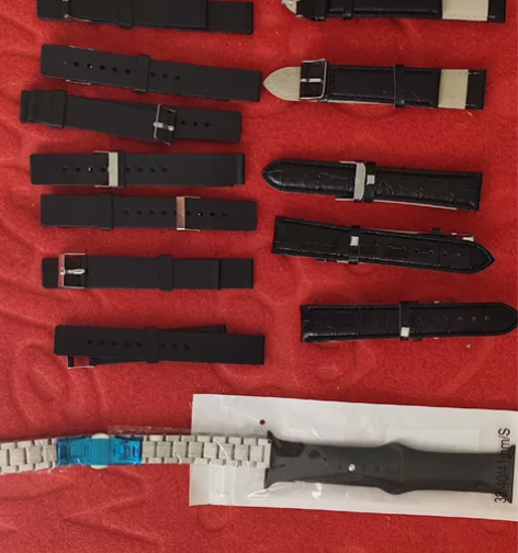 全新表带20mm,pu皮表带和硅胶表带3元...