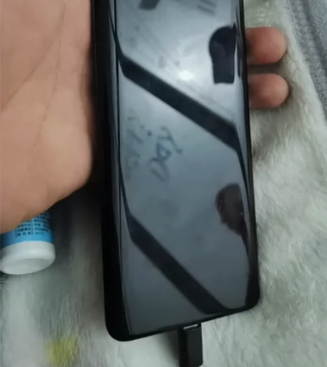 自己用的手机 华为mate20pro 8+...