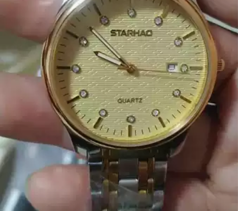 非机械表，石英手表。实体店铺关门，高挡手表...