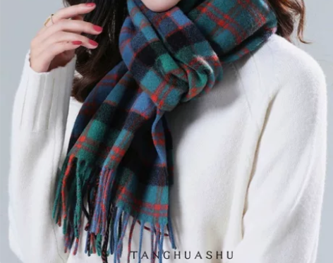 全新高档围巾！实物拍摄，有缘拿走。 感兴趣...