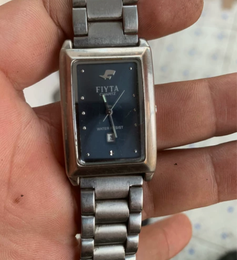 飞亚达石英酒桶型男款腕表，品相如图发货就是...